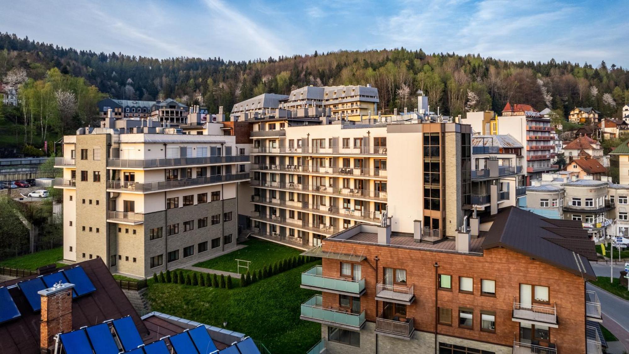 Apartamenty Sun & Snow Zielony Zdroj Криница-Здруй Екстериор снимка