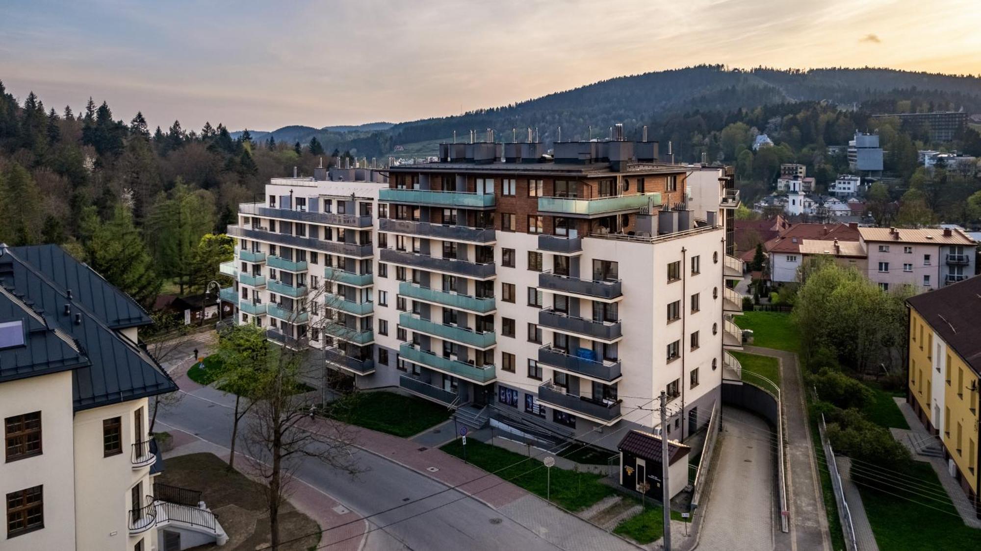 Apartamenty Sun & Snow Zielony Zdroj Криница-Здруй Екстериор снимка