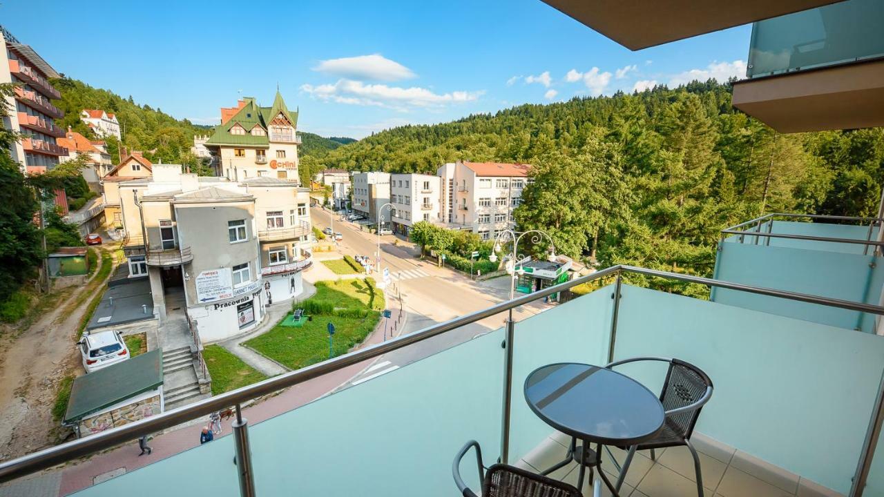 Apartamenty Sun & Snow Zielony Zdroj Криница-Здруй Екстериор снимка